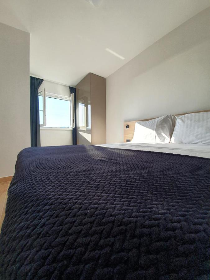 Apartmani Starigrad Paklenica - Danijel Exterior foto