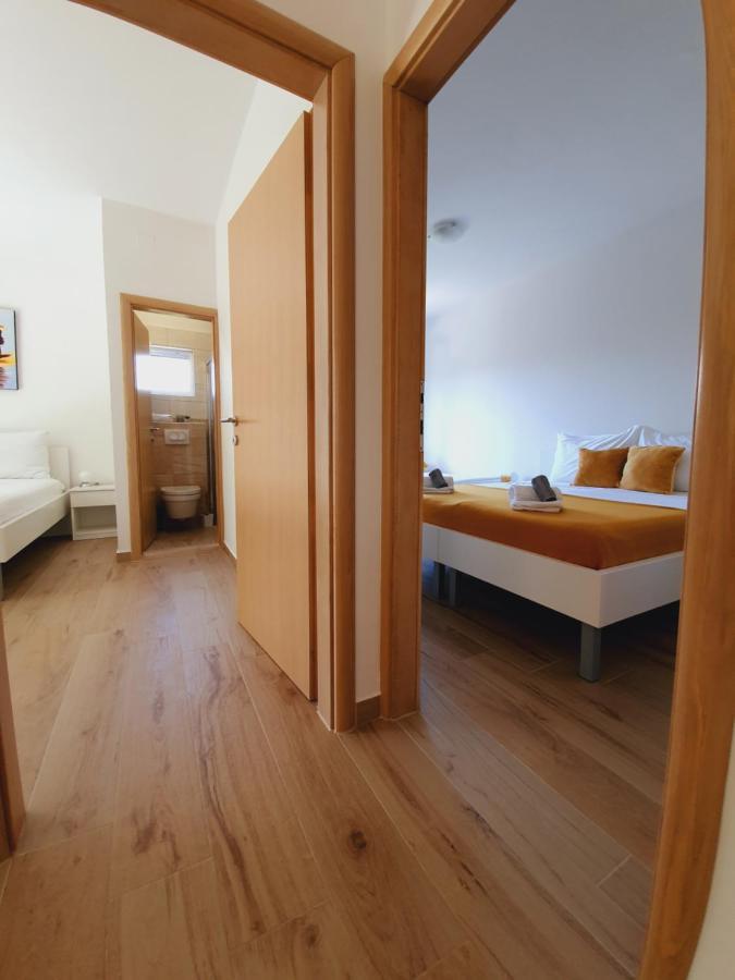 Apartmani Starigrad Paklenica - Danijel Exterior foto