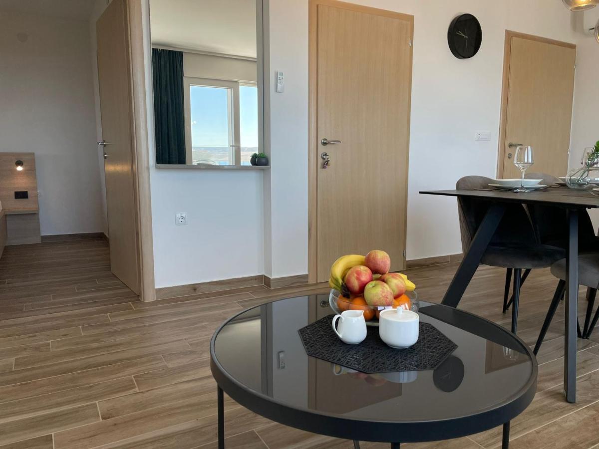 Apartmani Starigrad Paklenica - Danijel Exterior foto